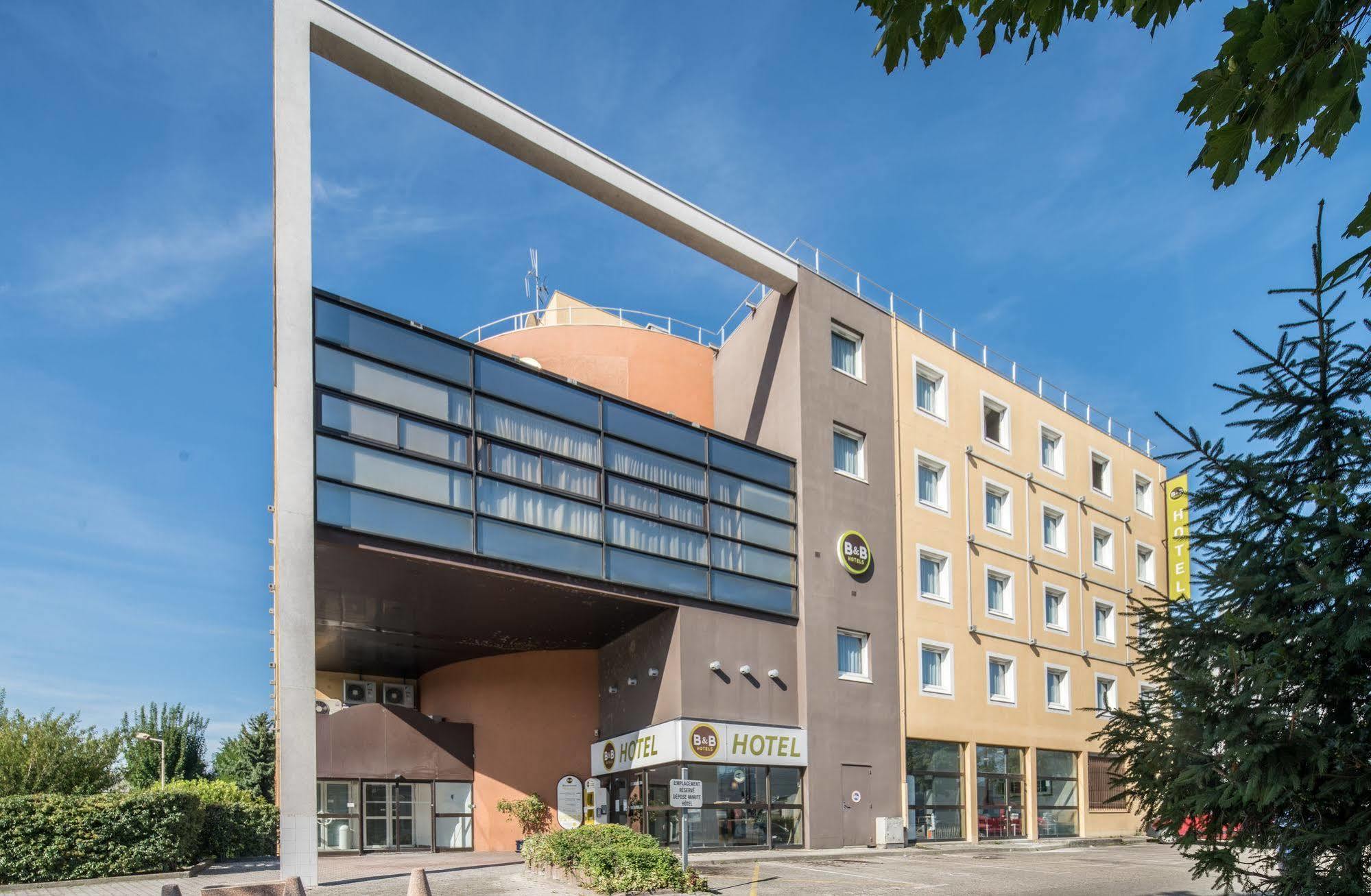 B&B Hotel Grenoble Centre Verlaine ภายนอก รูปภาพ